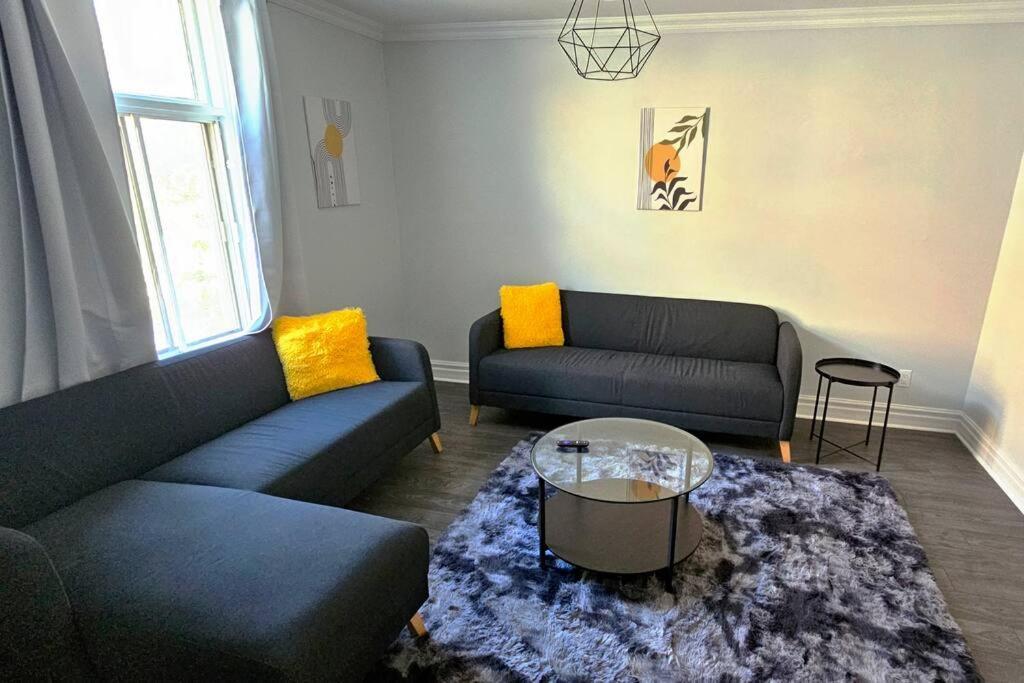 Spacieux Appartement De 3 Chambres Downtown Montreal Exterior foto